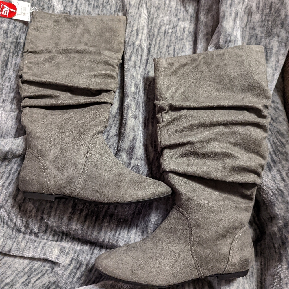 Fall return trend.american eagle boots - Picture 2 of 5